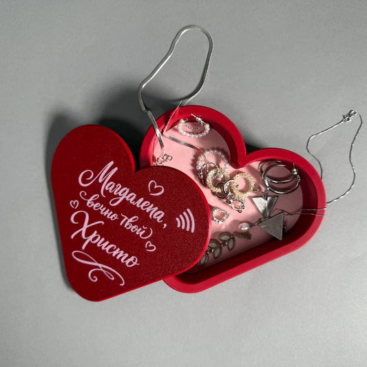 Heart shaped box with jewlery